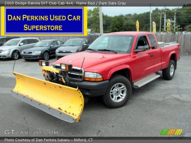 2003 Dodge Dakota SXT Club Cab 4x4 in Flame Red