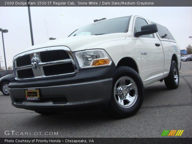 2009 Dodge Ram 1500 ST Regular Cab in Stone White