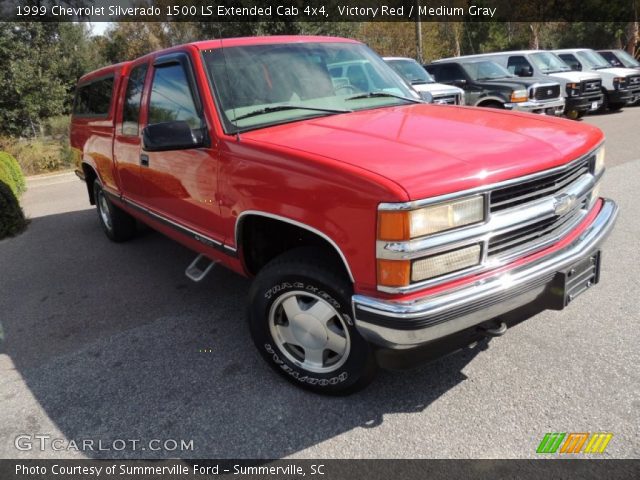 1999 Chevrolet Silverado 1500 LS Extended Cab 4x4 in Victory Red
