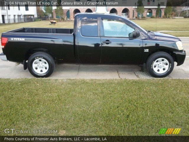 2004 Nissan Titan LE King Cab in Galaxy Black