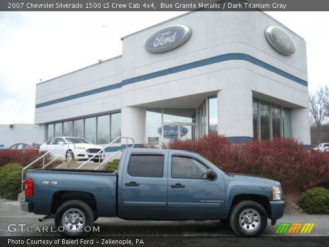 2007 Chevrolet Silverado 1500 LS Crew Cab 4x4 in Blue Granite Metallic