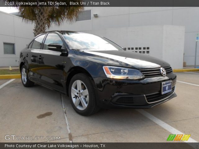 2013 Volkswagen Jetta TDI Sedan in Black Uni