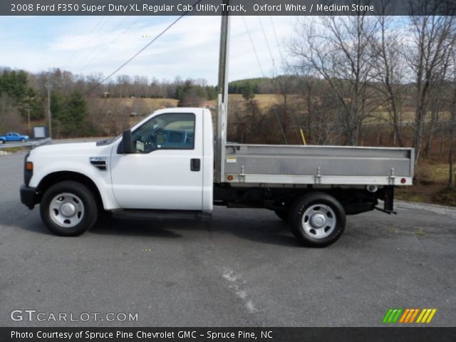 2008 Ford F350 Super Duty XL Regular Cab Utility Truck in Oxford White
