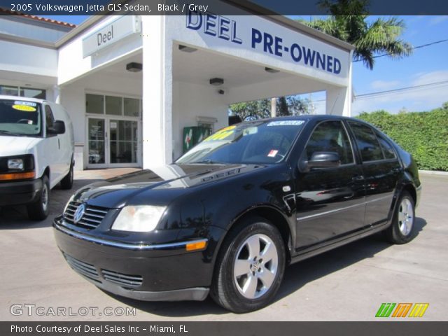 2005 Volkswagen Jetta GLS Sedan in Black