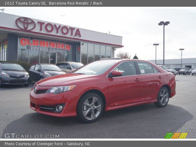2012 Toyota Camry SE in Barcelona Red Metallic