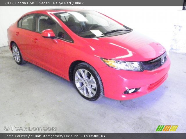 2012 Honda Civic Si Sedan in Rallye Red