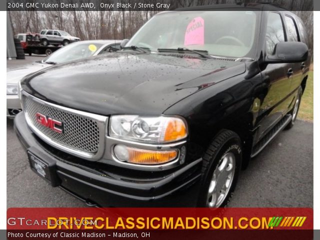 2004 GMC Yukon Denali AWD in Onyx Black