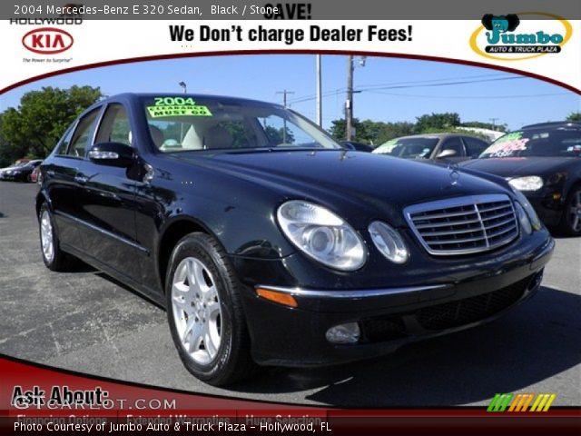 2004 Mercedes-Benz E 320 Sedan in Black