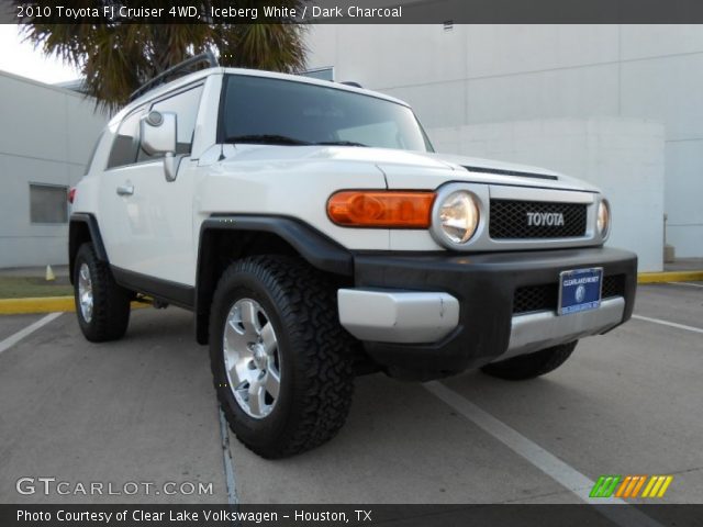 2010 Toyota FJ Cruiser 4WD in Iceberg White