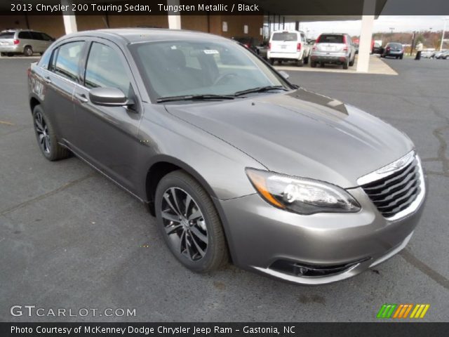2013 Chrysler 200 Touring Sedan in Tungsten Metallic
