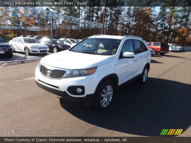2011 Kia Sorento EX in Snow White Pearl