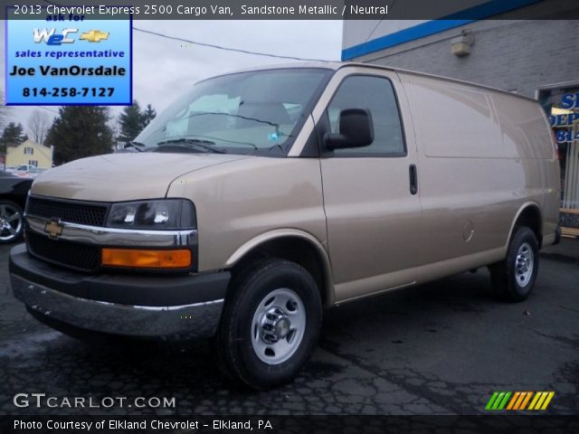 2013 Chevrolet Express 2500 Cargo Van in Sandstone Metallic