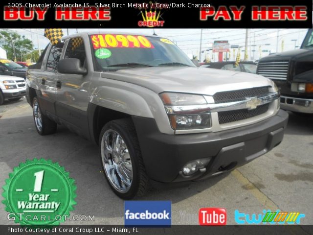 2005 Chevrolet Avalanche LS in Silver Birch Metallic