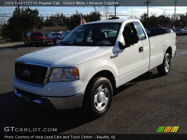 2004 Ford F150 XL Regular Cab in Oxford White