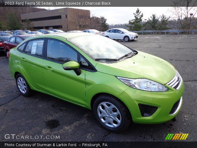 2013 Ford Fiesta SE Sedan in Lime Squeeze