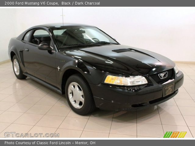 2000 Ford Mustang V6 Coupe in Black