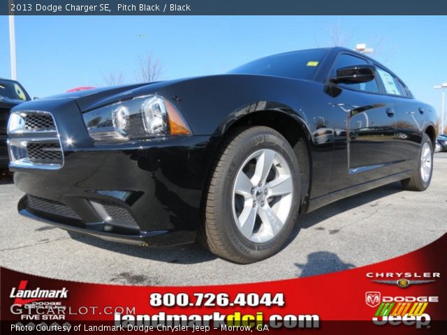 2013 Dodge Charger SE in Pitch Black