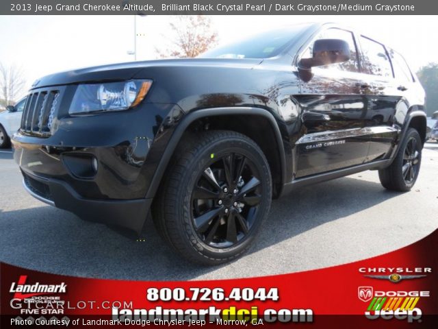 2013 Jeep Grand Cherokee Altitude in Brilliant Black Crystal Pearl