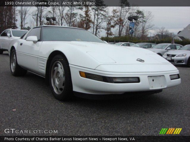 1993 Chevrolet Corvette Coupe in Arctic White