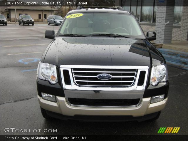 2007 Ford Explorer Eddie Bauer in Black