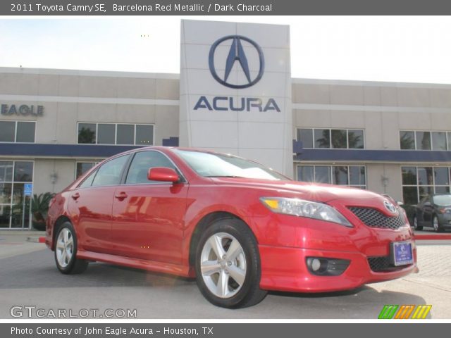 2011 Toyota Camry SE in Barcelona Red Metallic