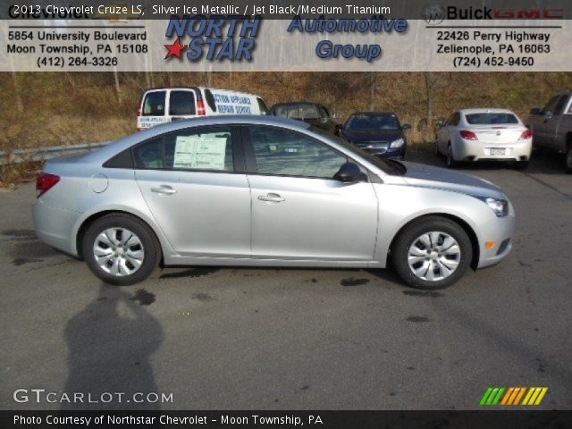 2013 Chevrolet Cruze LS in Silver Ice Metallic