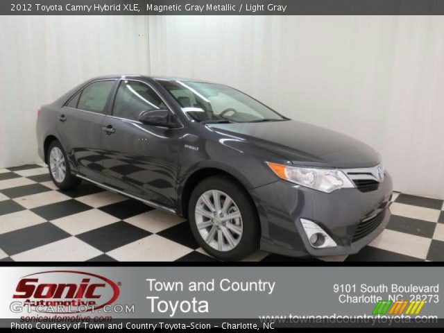 2012 Toyota Camry Hybrid XLE in Magnetic Gray Metallic