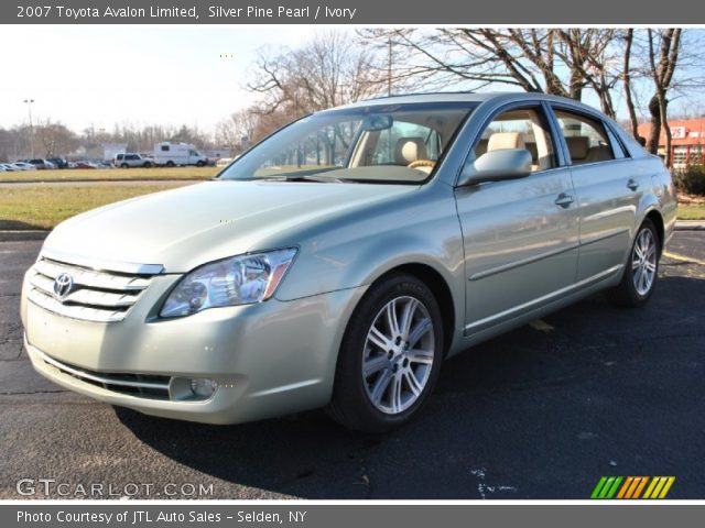 2007 Toyota Avalon Limited in Silver Pine Pearl