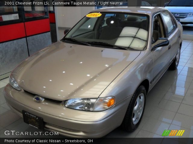 2001 Chevrolet Prizm LSi in Cashmere Taupe Metallic