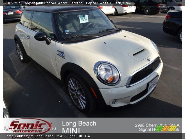 2009 Mini Cooper John Cooper Works Hardtop in Pepper White