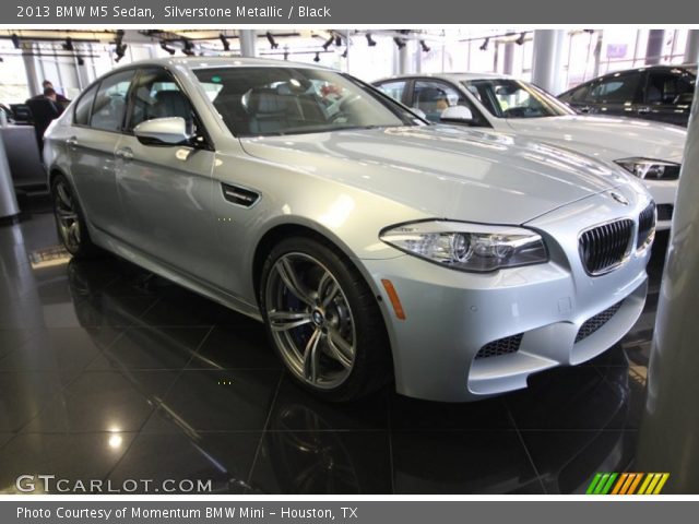 2013 BMW M5 Sedan in Silverstone Metallic