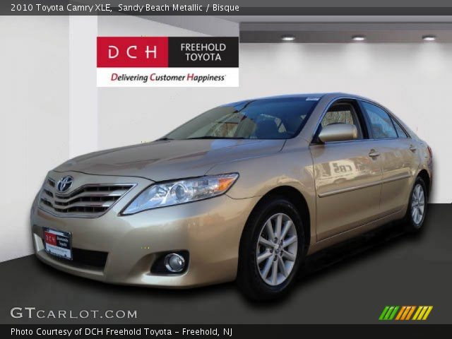 2010 Toyota Camry XLE in Sandy Beach Metallic