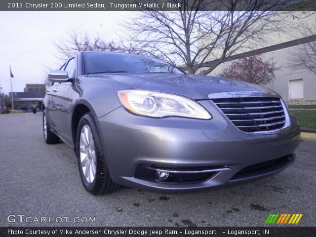 2013 Chrysler 200 Limited Sedan in Tungsten Metallic