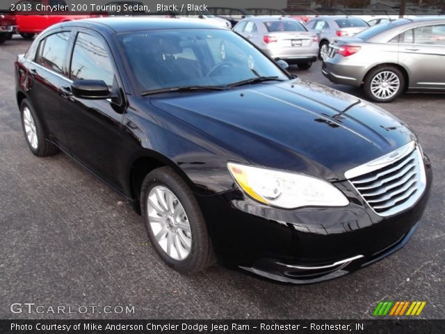 2013 Chrysler 200 Touring Sedan in Black