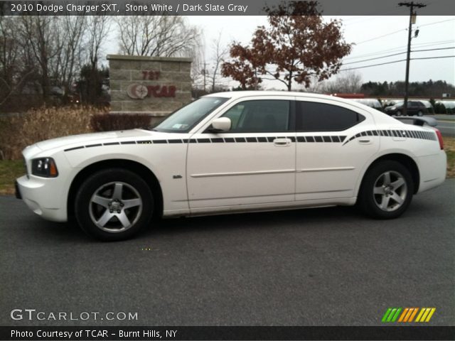 2010 Dodge Charger SXT in Stone White