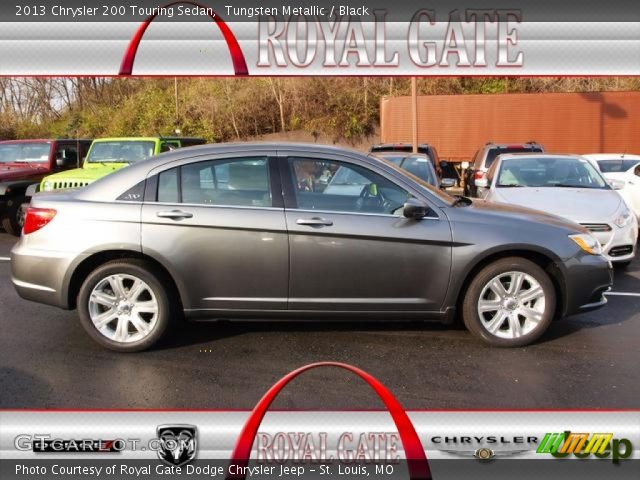 2013 Chrysler 200 Touring Sedan in Tungsten Metallic