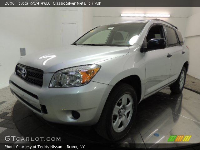2006 Toyota RAV4 4WD in Classic Silver Metallic