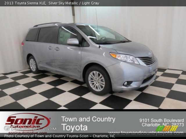 2013 Toyota Sienna XLE in Silver Sky Metallic