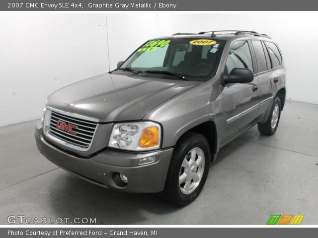 2007 GMC Envoy SLE 4x4 in Graphite Gray Metallic