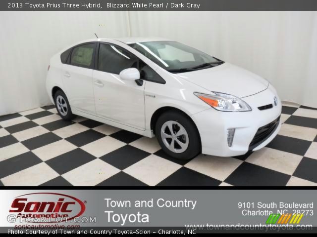 2013 Toyota Prius Three Hybrid in Blizzard White Pearl