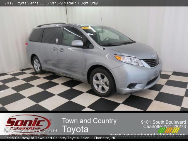 2012 Toyota Sienna LE in Silver Sky Metallic