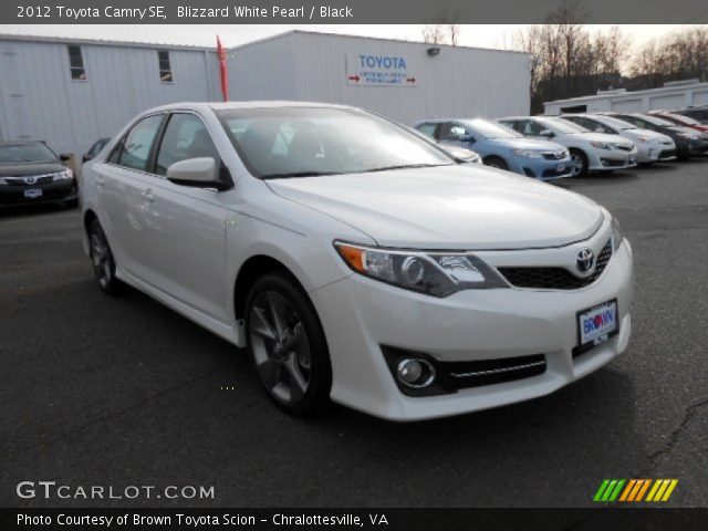 2012 Toyota Camry SE in Blizzard White Pearl