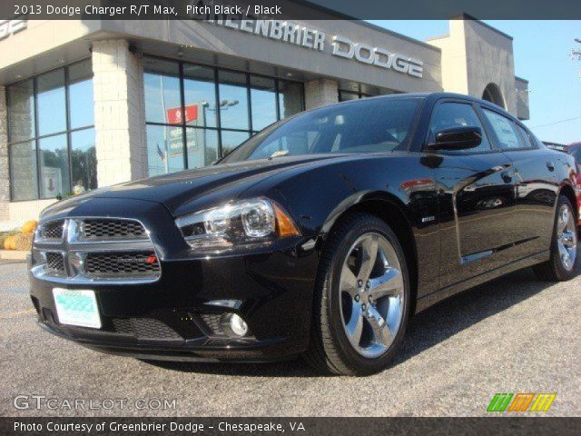 2013 Dodge Charger R/T Max in Pitch Black