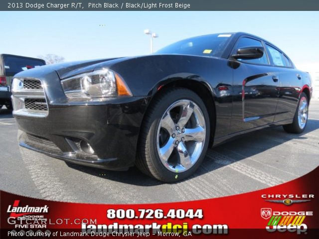 2013 Dodge Charger R/T in Pitch Black