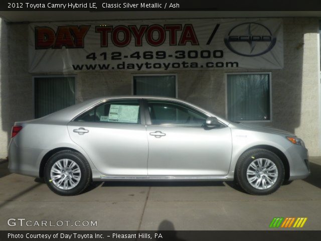 2012 Toyota Camry Hybrid LE in Classic Silver Metallic