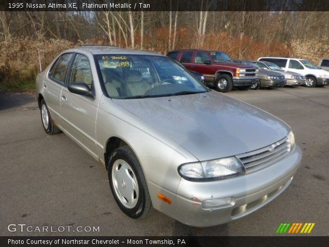 1995 Nissan Altima XE in Platinum Metallic