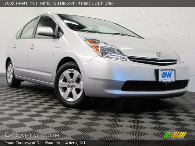 2009 Toyota Prius Hybrid in Classic Silver Metallic