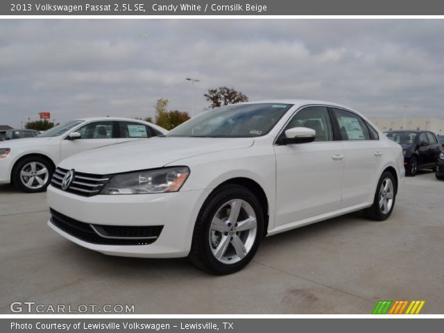 2013 Volkswagen Passat 2.5L SE in Candy White