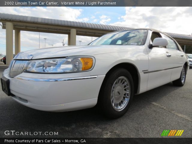 2002 Lincoln Town Car Cartier in Vibrant White