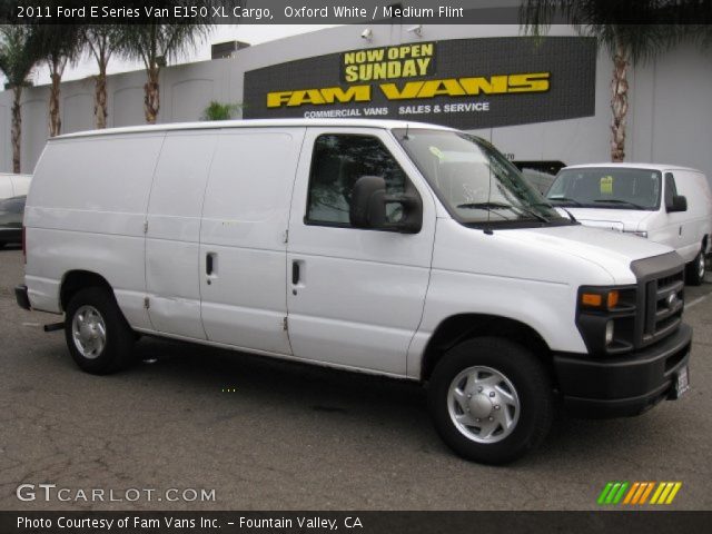 2011 Ford E Series Van E150 XL Cargo in Oxford White